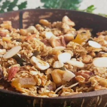 Granola with Nuts & Fruits